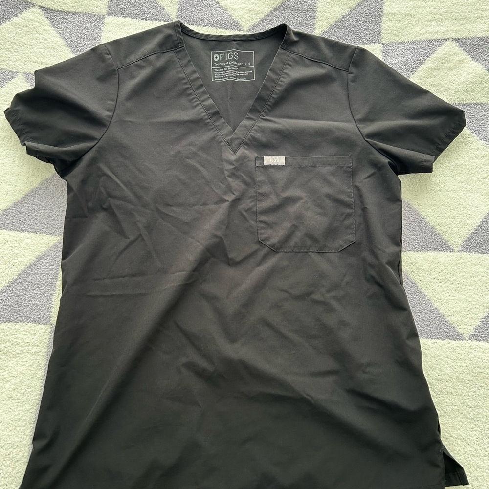 Figs FreeX scrub top